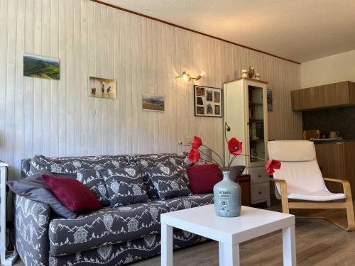 Studio confortable, idéal pour 4, avec balcon, proche pistes et centre bourg ! - FR-1-548-35