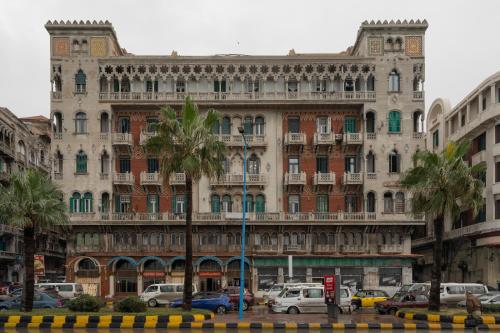 grey l studio apartments Corniche Alexandria