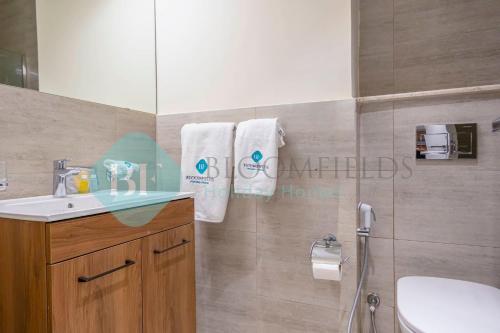 Koupelna v ubytování Bloomfields Magnificent Stu In Oasis Masdar City