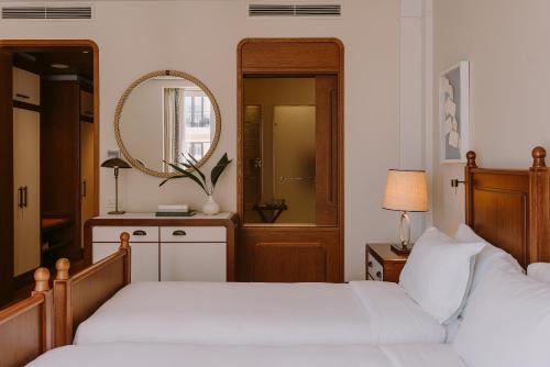 Katil atau katil-katil dalam bilik di Regent Porto Montenegro