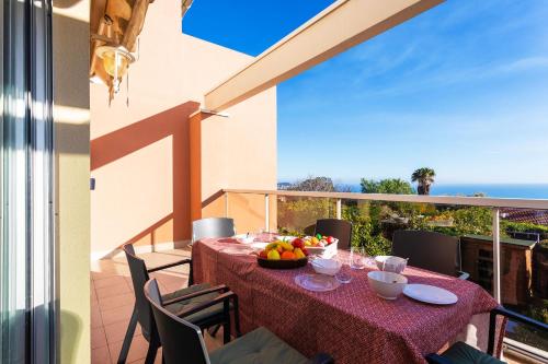 LE JARDIN BLEU AP4388 By Riviera Holiday Homes