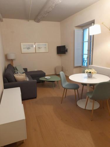 TV a/nebo společenská místnost v ubytování B&B Il Corso