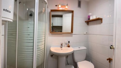 Sunny Apartment at Benal Beach Resort 4 Pools, Water Slides Steps from Beach