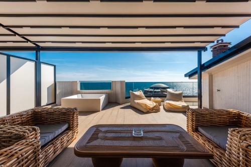 Χώρος καθιστικού στο Eldo Paradise