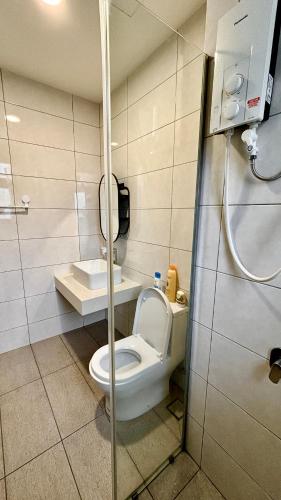 Koupelna v ubytování Condo Ioi City Mall Putrajaya, 3 & 2 Bedrooms, near to Hospital Serdang, UPM, Uniten