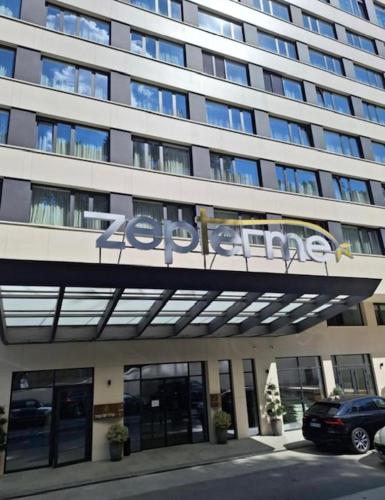 Budova, kde se aparthotel nachází