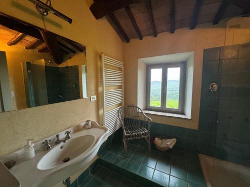 Koupelna v ubytování Podere FonteBernardi casa con vista su Pienza