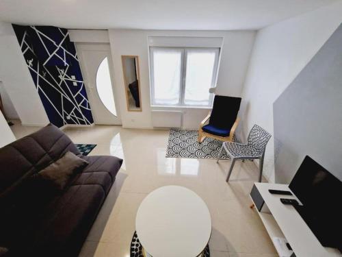 Maison calme et toute équipée avec jardin