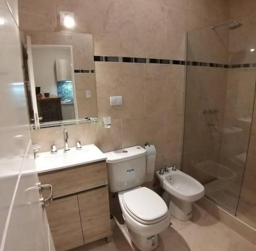 Un baño de Los Arboles de Frida