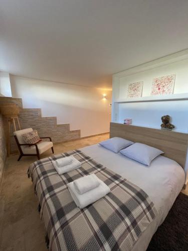 Duplex indépendant avec clim et parking St Donat photo 2