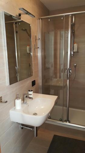Manugoldhouse – Photos 5