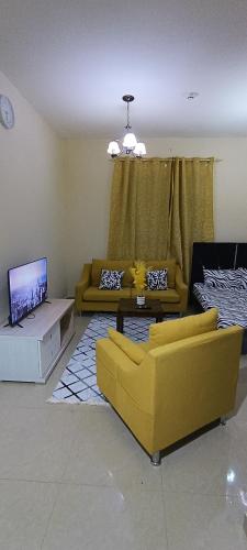 Daily basis furnished studio flat