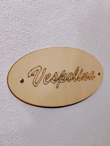 Chứng chỉ, giải thưởng, bảng hiệu hoặc các tài liệu khác trưng bày tại Casa Antonelli