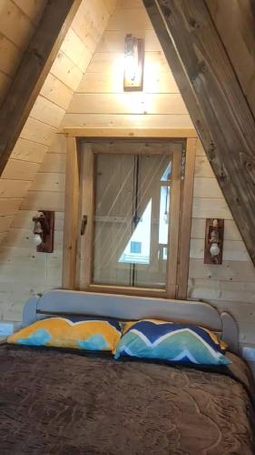 Ένα ή περισσότερα κρεβάτια σε δωμάτιο στο Mountain Soul Apartments Žabljak! Self Check In