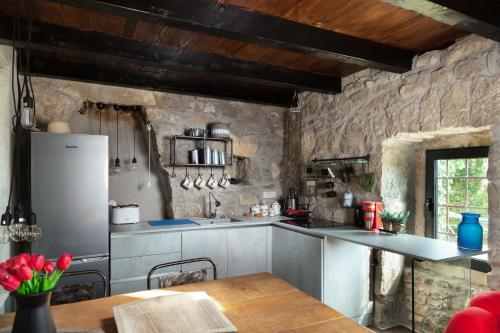 Dapur atau dapur kecil di Trohi Homes - Soulful Istrian Hideaway