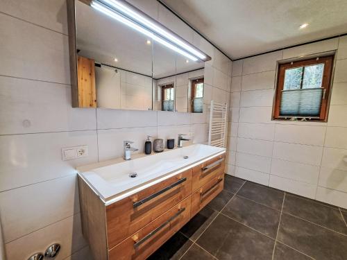 Koupelna v ubytování Apartment Almidylle by Interhome
