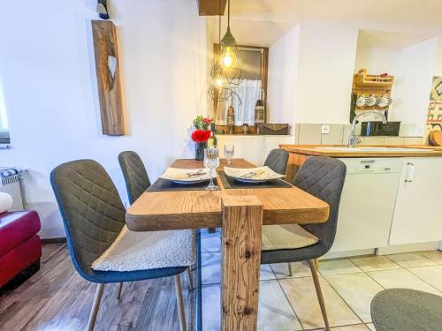 Kuchyň nebo kuchyňský kout v ubytování Apartment Ehinger by Interhome