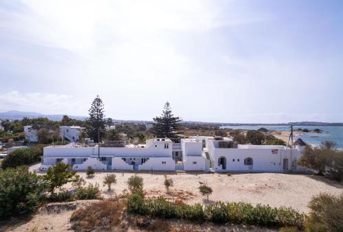 Flisvos Beach Apartments
