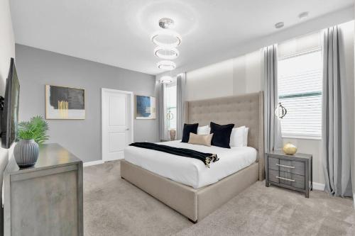 Upstay 9BR Villa w Pool & Cinema - Epic Universe photo 31