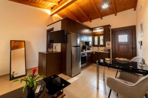 Gallery image of Filotimo RoofGarden Brown Apt in Heraklion