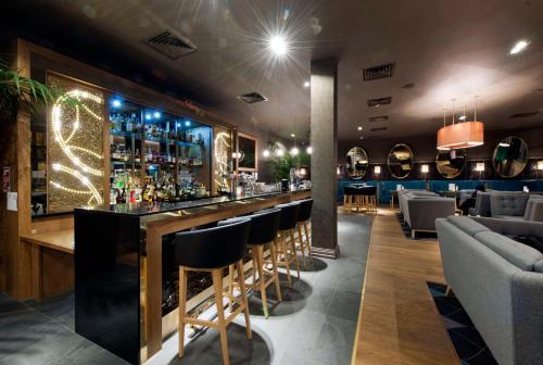 Posezení v ubytování Doubletree by Hilton Edinburgh City Centre