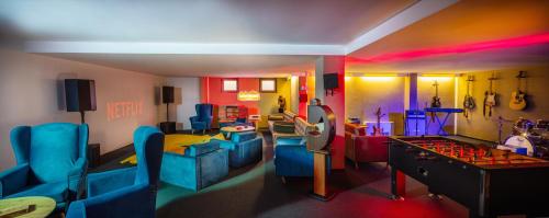 Επισκέπτες που μένουν στο NP House - Home of Coworking&Coliving Bansko, Ski Shuttle