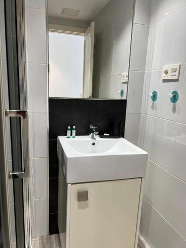 Bristo l Sunset Beach air conditioning Fuertavista Retreat