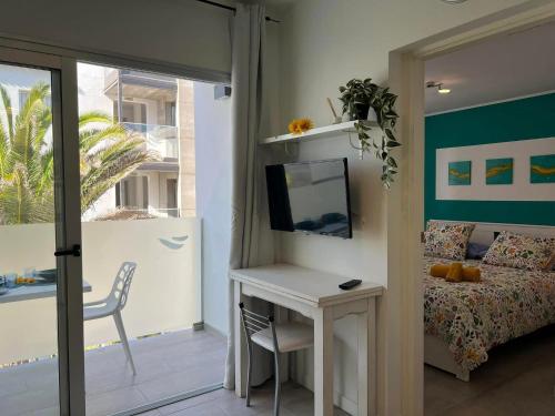 Bristo l Sunset Beach air conditioning Fuertavista Retreat