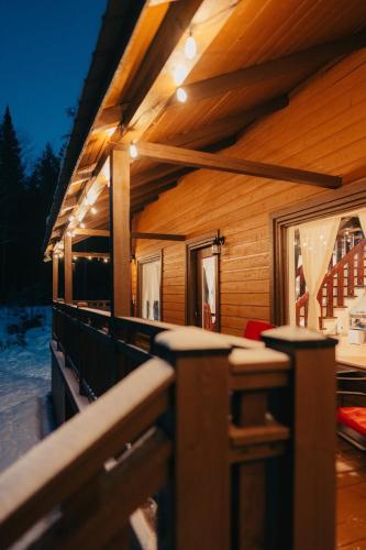 Fotografie z fotogalerie ubytování Chalet Ruby Rouge v destinaci Chertsey
