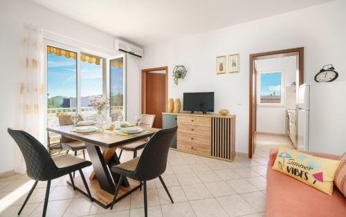 Apartments Josip