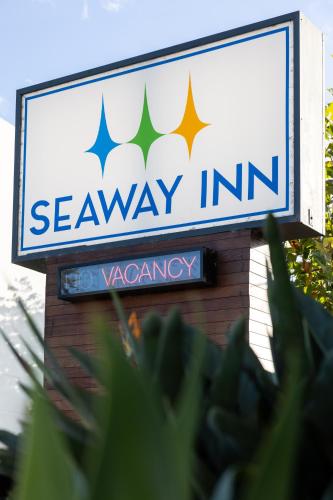 Сертификат, награда, вывеска или другой документ, выставленный в Seaway Inn