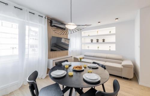 Apartments with WiFi Split - 23697