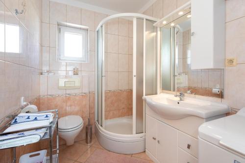 Apartments with parking space Baska, Krk - 23726