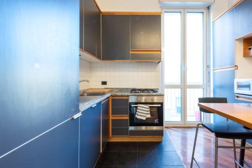 Stylish Brera Apartment
