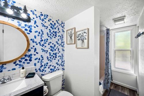 Phòng tắm tại Blessed in the Smokies