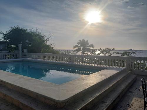 Bazén v ubytování Casa de playa vistamare nebo v jeho okolí