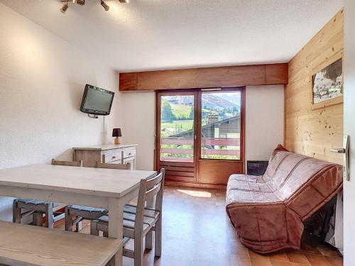 La Clusaz : Appart cosy 6 pers, WiFi, parking, animaux ok - FR-1-818-89