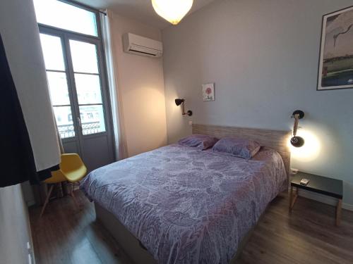 T3 rénové climatisé avec balcon et Wifi au cœur de Sète