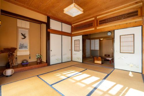 an empty room with at Kujukuri Town Katakai Detached House in Katakai