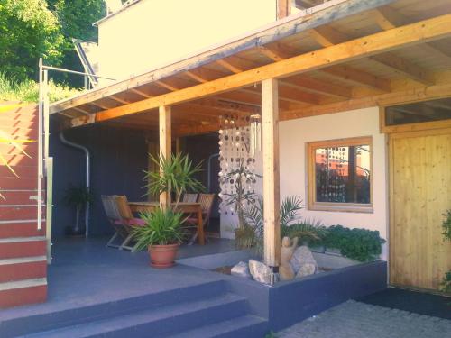 アパートメントが所在する建物