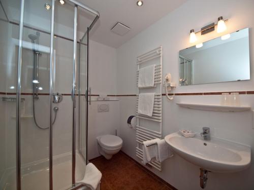 Kylpyhuone majoituspaikassa Gasthof Klement