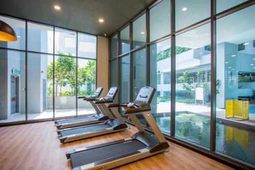 Pusat kecergasan dan/atau kemudahan kecergasan di Backpackers Studio at Neu Suites Ampang