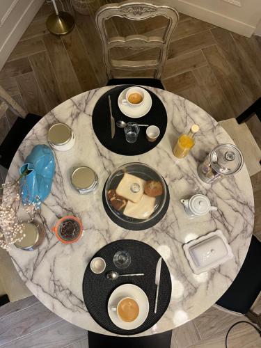 Jídlo v penzionu nebo okolí