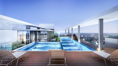 Kolam renang di atau dekat dengan West Jones Residences Studio Type 623