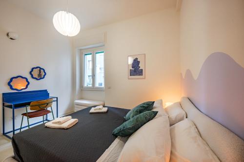 Design and Silence - Wide renovated apartment 2 stops from centrale photo 3