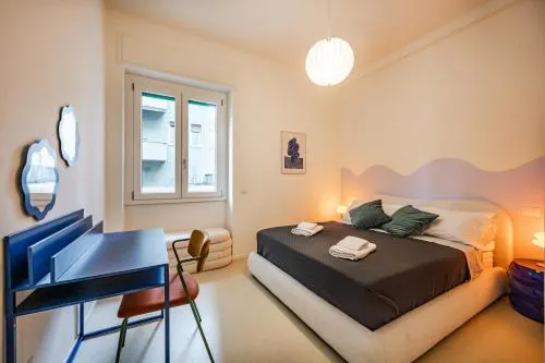 Design and Silence - Wide renovated apartment 2 stops from centrale photo 1