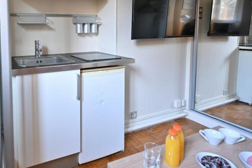 Photo de la galerie de l'établissement Small practical studio Neuilly-sur-Seine, à Neuilly-sur-Seine