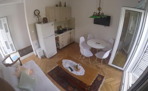 Kuchyň nebo kuchyňský kout v ubytování Guest House Villa Kosa