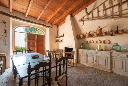 Φωτογραφία από το άλμπουμ του Your Island Villas Sa Posada σε Lloseta
