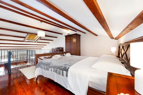 Loft 48 Rovinj by Irundo